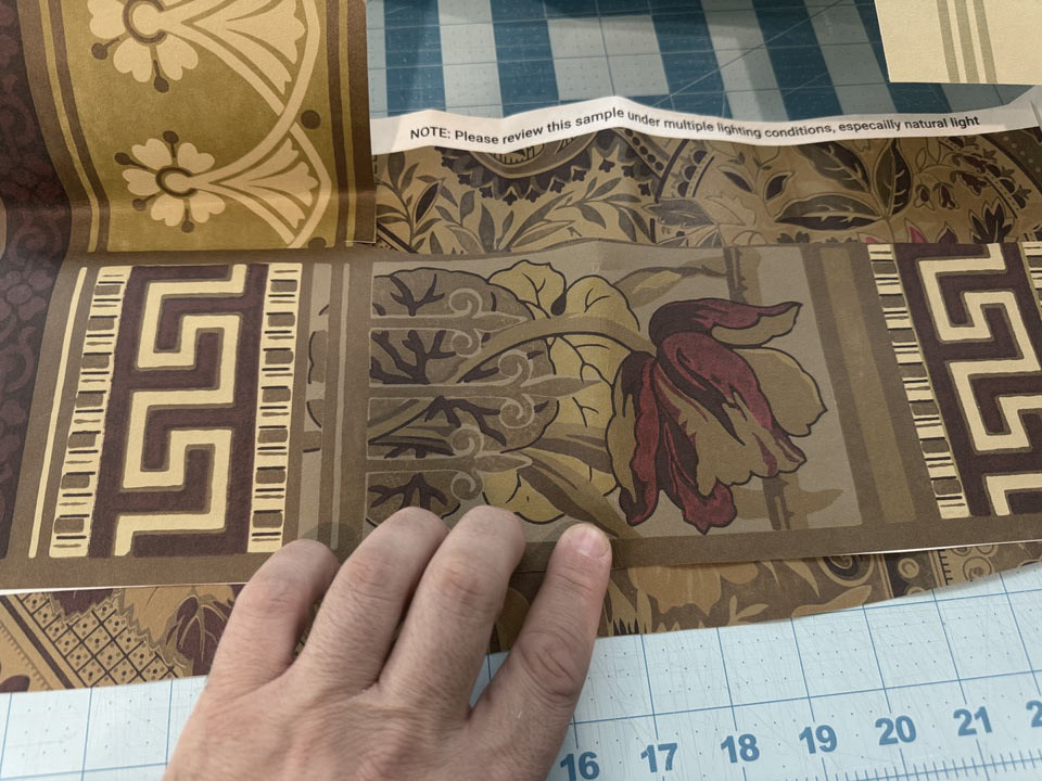 Fine-tuning the reproduction color against Glenmore's original wallpaper motif